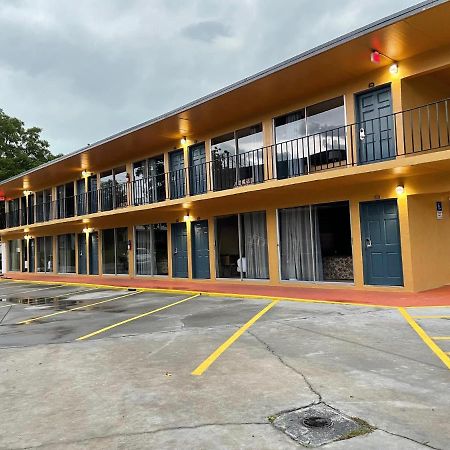 Royal Inn Live Oak Esterno foto
