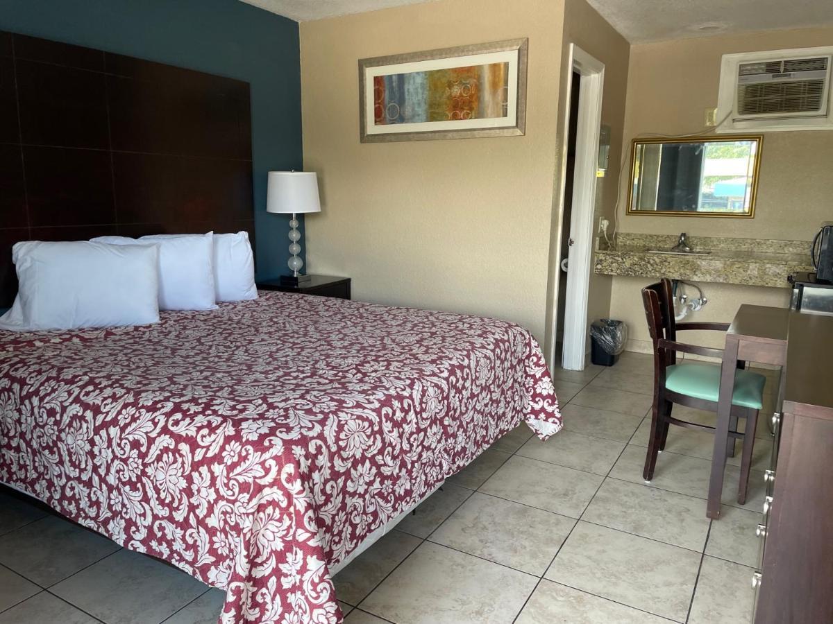 Royal Inn Live Oak Esterno foto